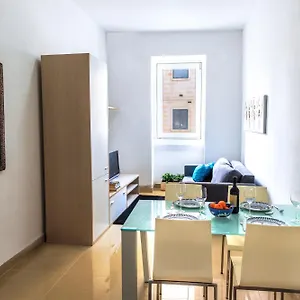  Appartamento Stylish St Julians 2 Bedroom Apartment For Rent In The City Centre With Terrace